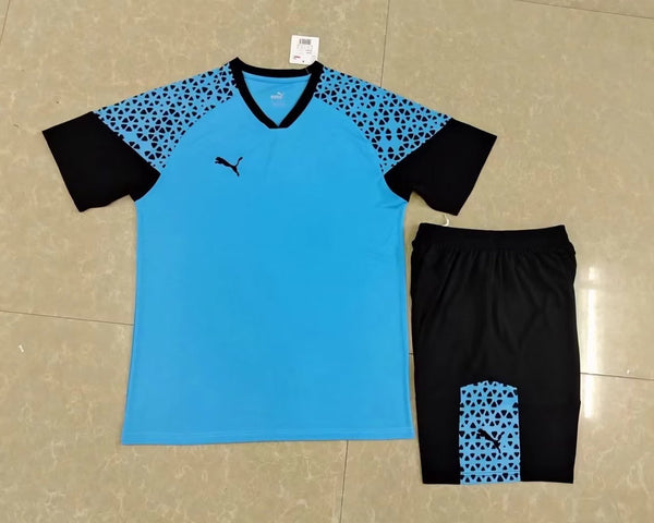 Ensemble match bleu clair PUMA