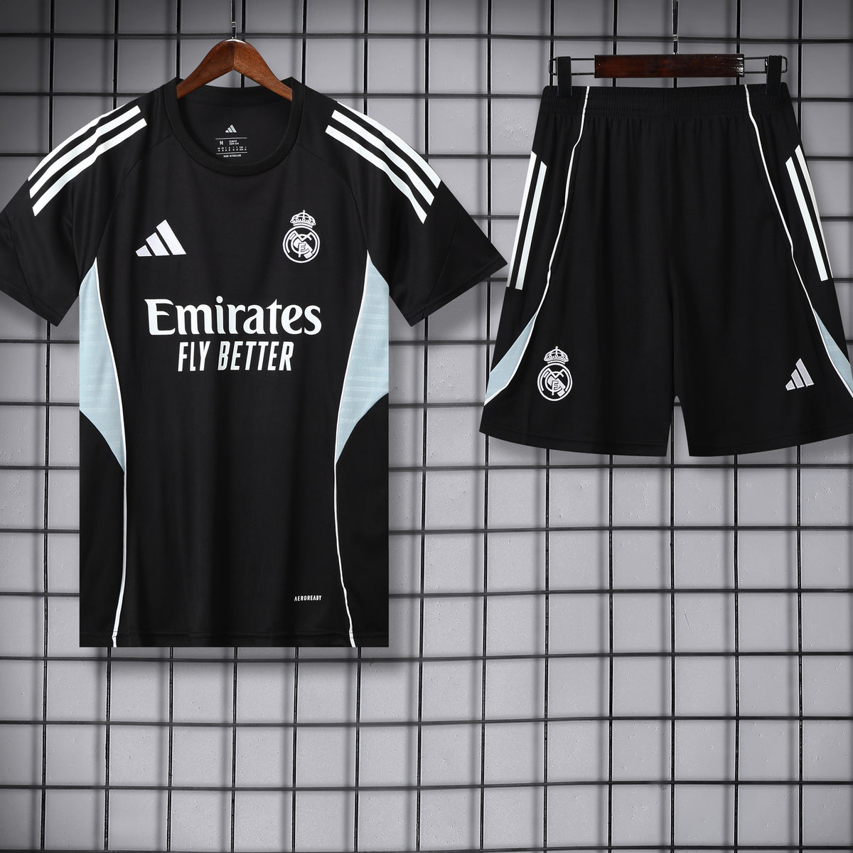 Ensemble Maillot Short Real Madrid 2025 2026 Noir Sombre
