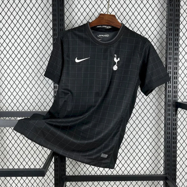 Tottenham 2025/26 Extérieur