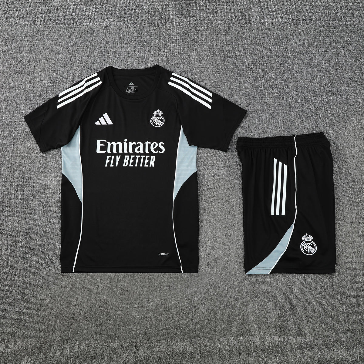 Ensemble Maillot Short Real Madrid 2025 2026 Noir Sombre
