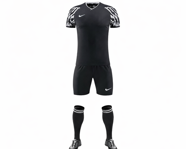 Ensemble match Nike noir