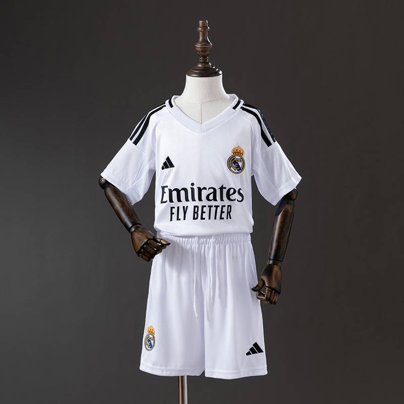 KIT ENFANT 25/26 REAL MADRID DOMICILE