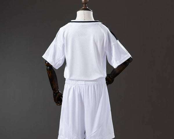 KIT ENFANT 25/26 REAL MADRID DOMICILE