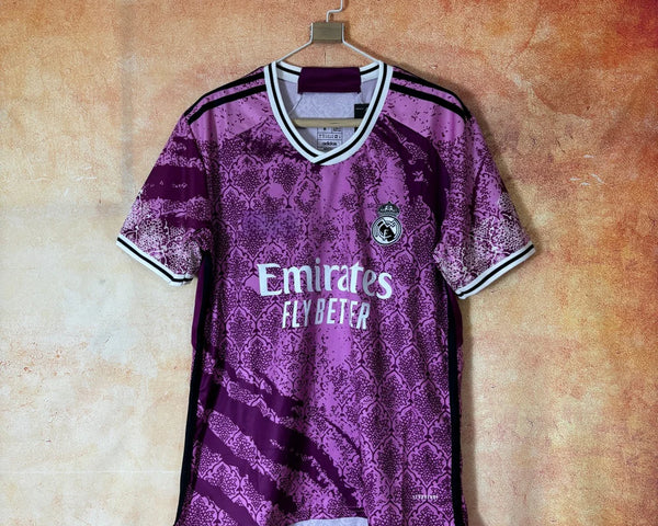 MAILLOT 24/25 REAL MADRID SPÉCIAL VIOLET STYLE