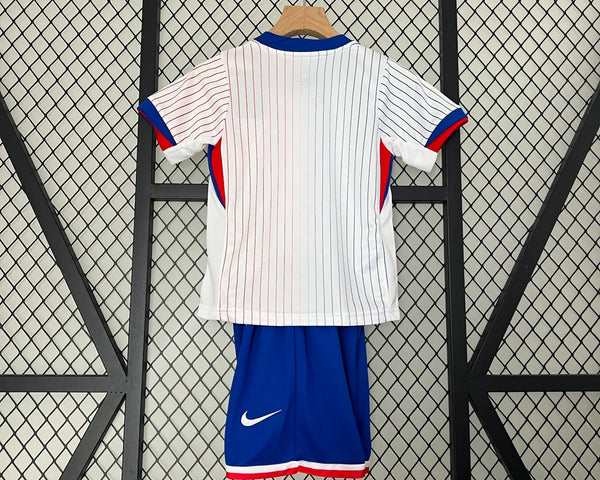 24/25 ENSEMBLE ENFANT FRANCE